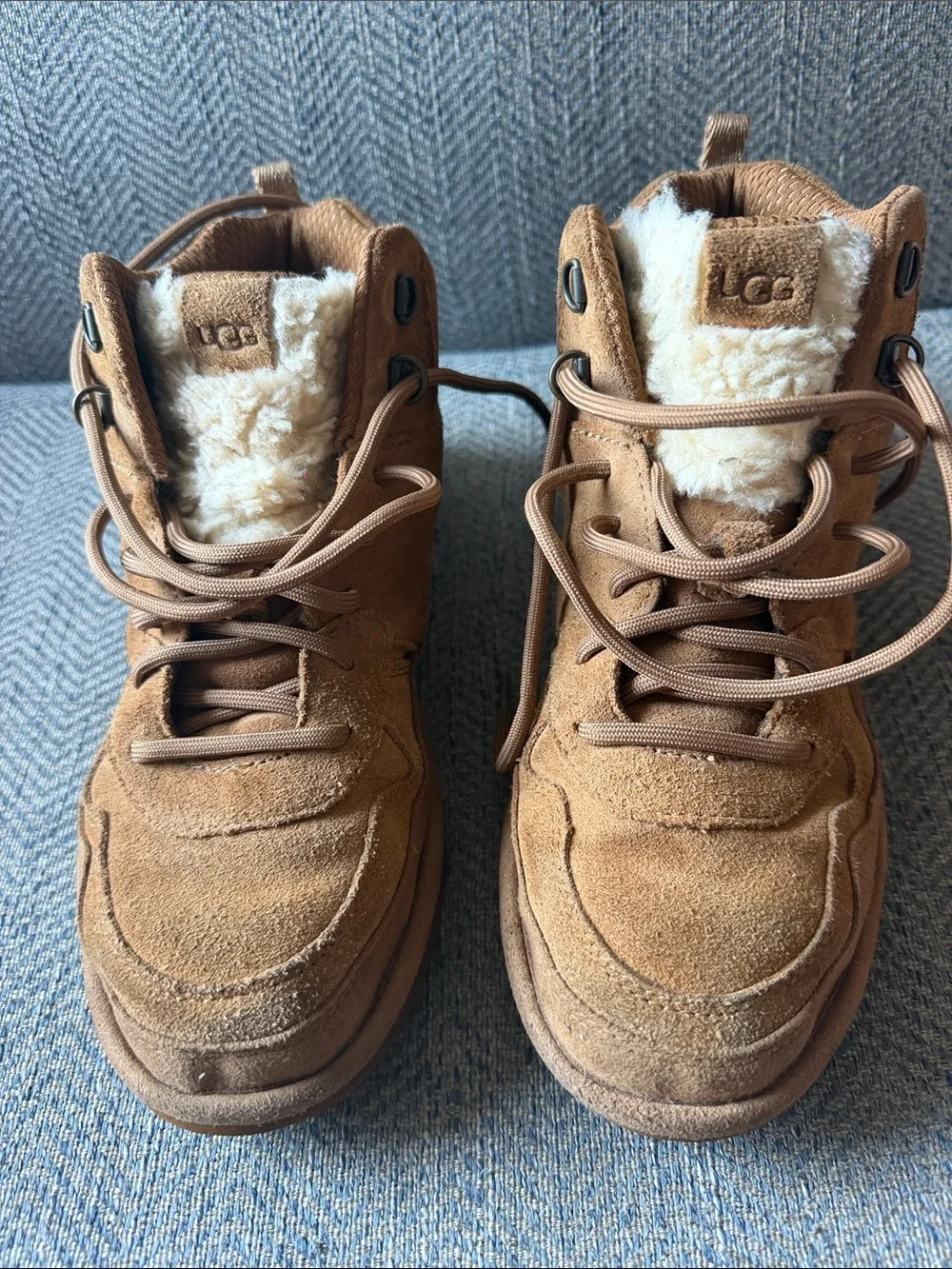 UGG Unisex-Child K Highland Hi Heritage Sneaker Size: 5